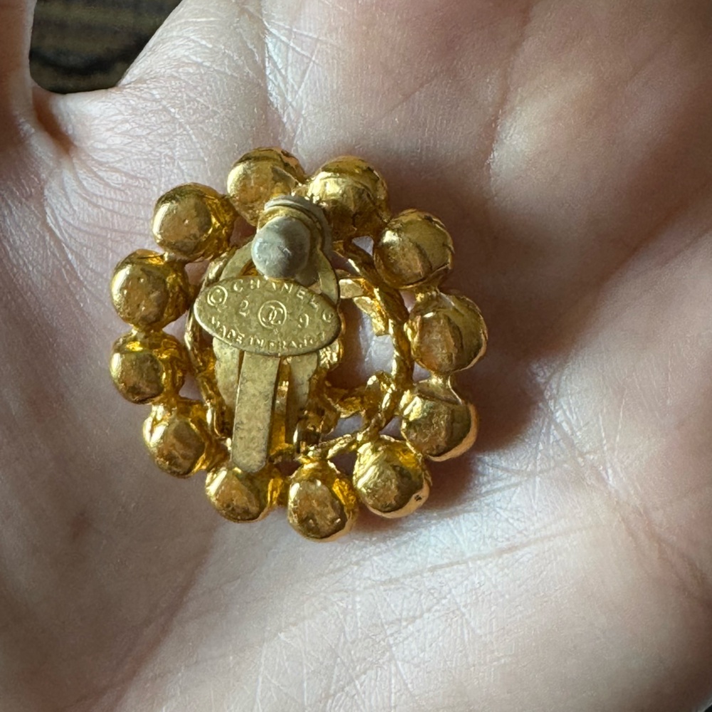 Chanel Vintage 90s Gold Metal CC Rhinestone-Embellished Button Earrings - Picture 11 of 13